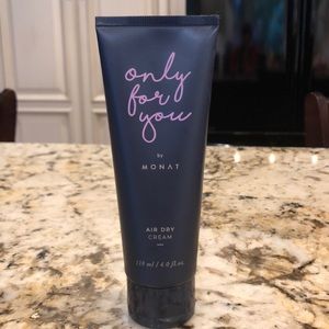 Monat air dry cream